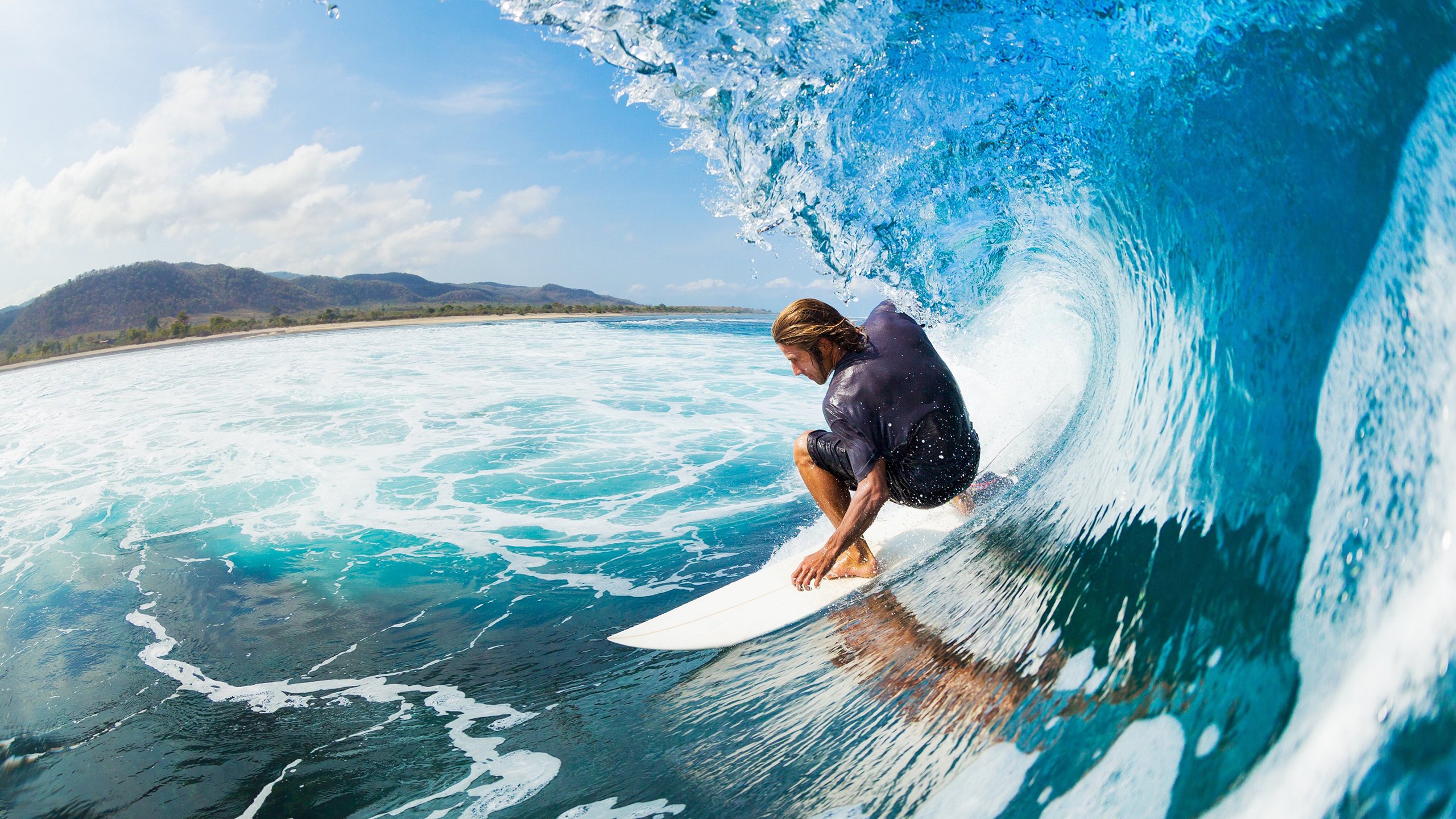 内马尔爆冷击败巴塞罗那，回归赛场引爆全场！